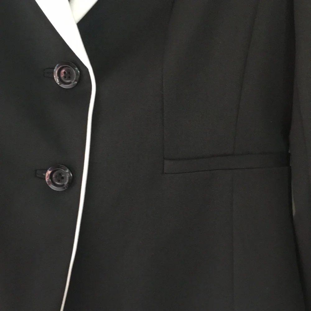 Women suits jacket and pants - Picture 2 of 8